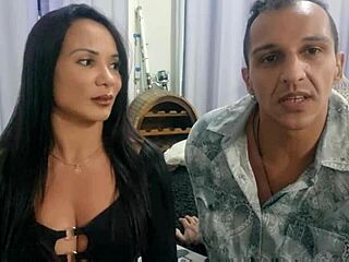 Présentation d'une nouvelle star du porno amateur sur le réseau Xv: Une interview d'un beau brésilien