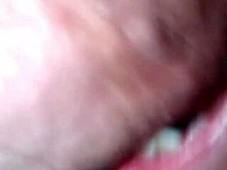 Gloryhole porn with anonymous oral sex