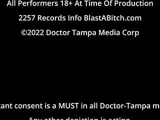 La dottoressa Tampa espone e copre Jackie Banes con lo sperma in un video esplicito