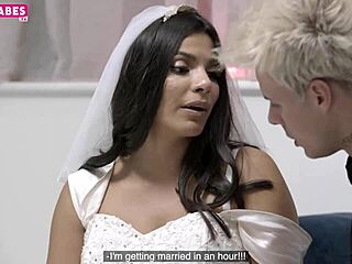 Clara Ortiz, prsatá brunetka, podvádí svého manžela s jiným mužem v tomto perverzním videu