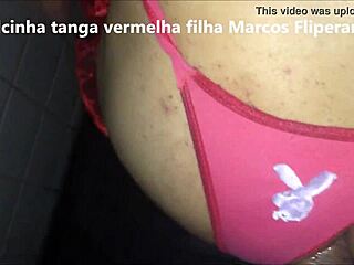 Cdzinha limasp gives in the cinema proactive of Michael Pata and another one with his daughter's red thong panties Marcos Fliperama 3010 2019.