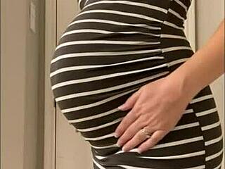 Zelfgemaakte zwangerschapssekstape van amateurvrouwen