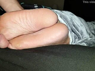 Wife's feet covered in oil receive a hot load